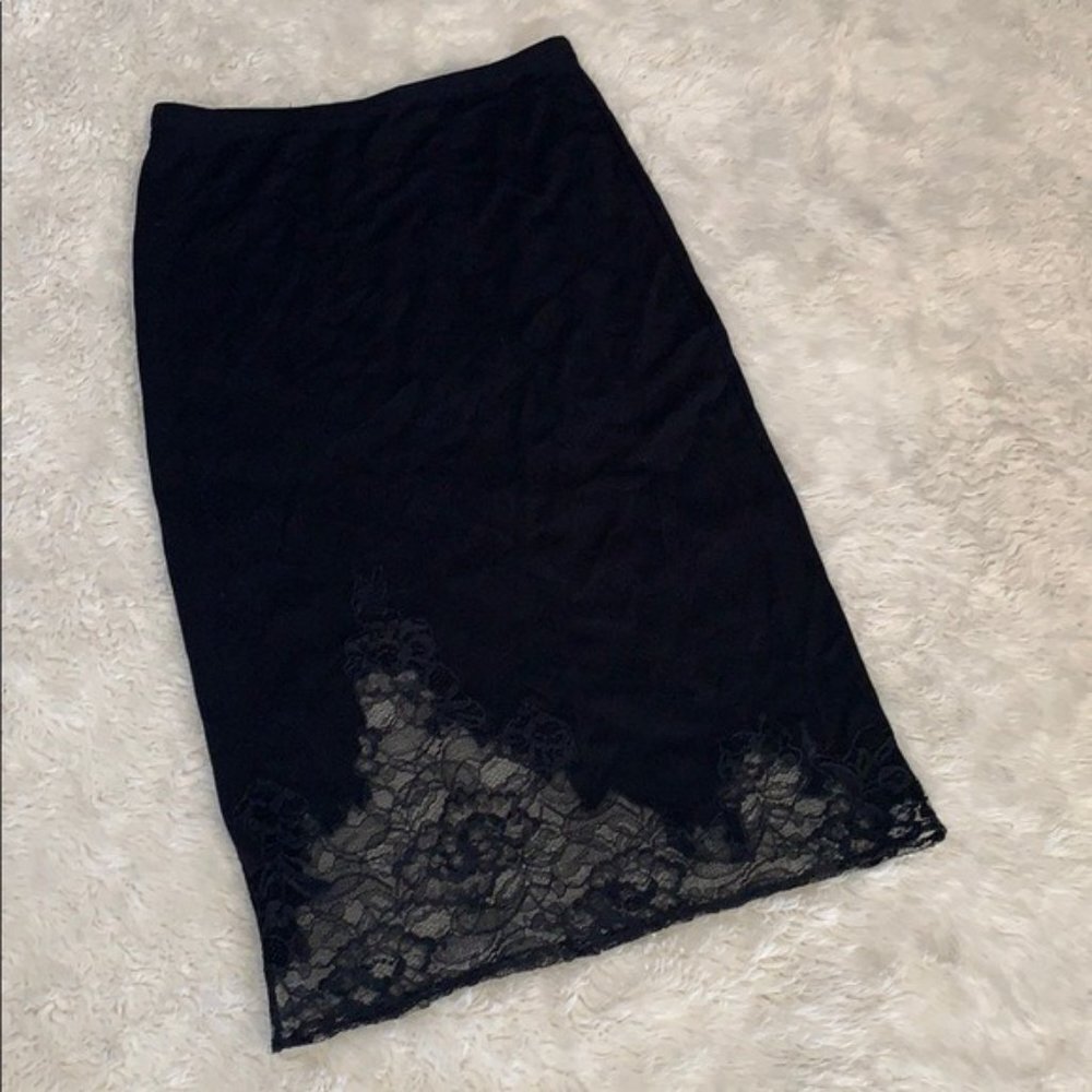 Vintage BCBGMaxAzria lace detail skirt